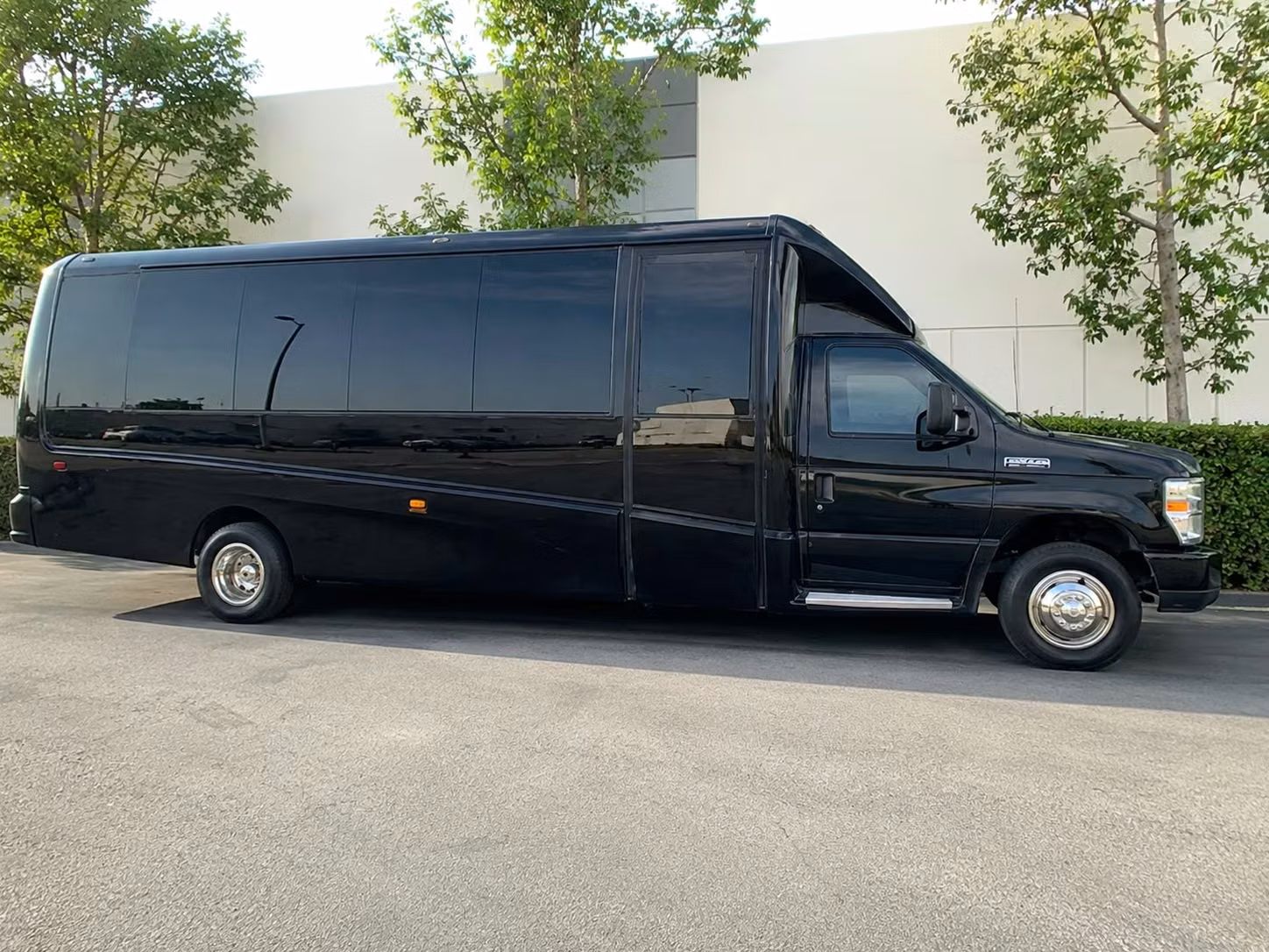 20 passenger minibus