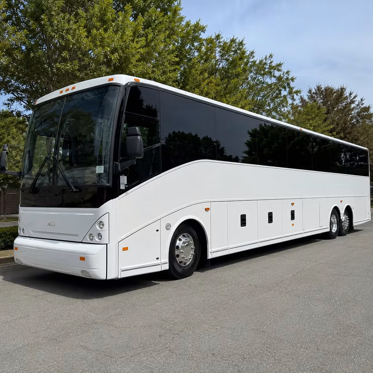 shuttle groups between manhattan hotels and jfk laguardia or newark without the gridlock headache